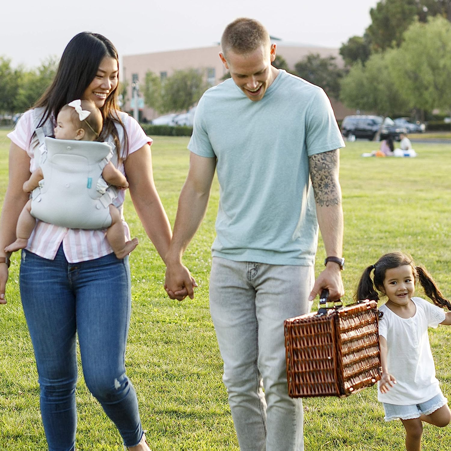 Advanced 4-in-1 Carrier - Ergonomic, convertible, face-in and face-out front and back carry for newborns and older babies 8-32 lbs